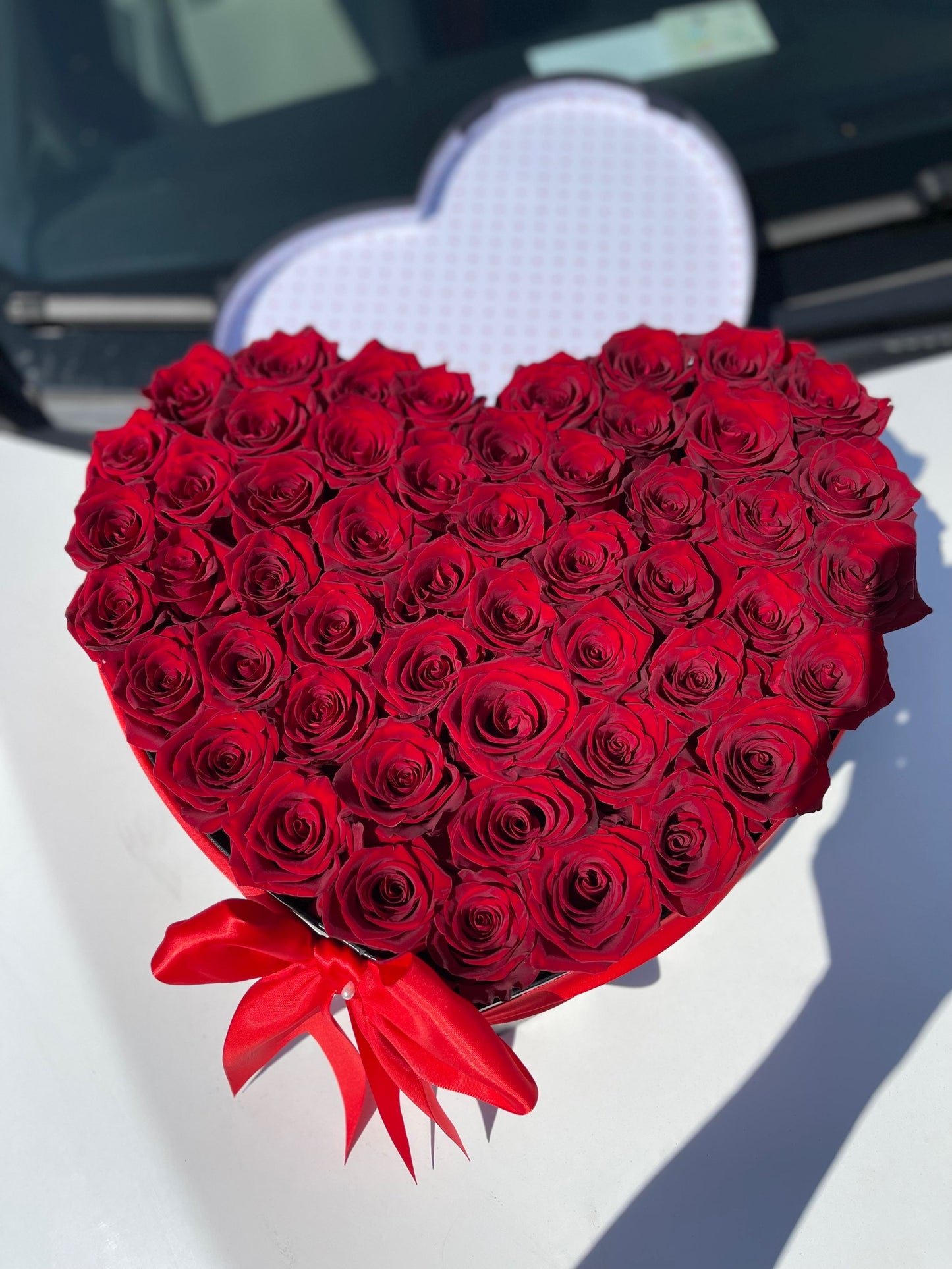 Heart Box 50 Premium Roses image 2