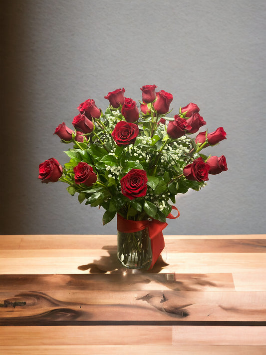 18 Beautiful Red Roses in Glass Vase image 1