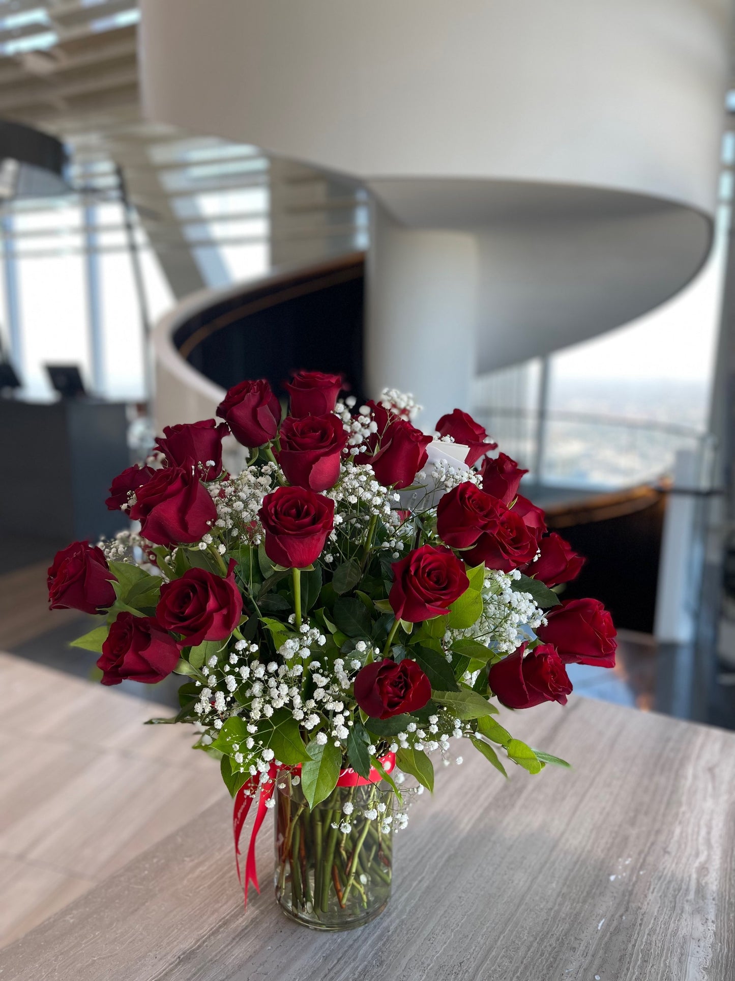 36 Beautiful Red Roses premium in A Heavy duty Glass Vase image 2