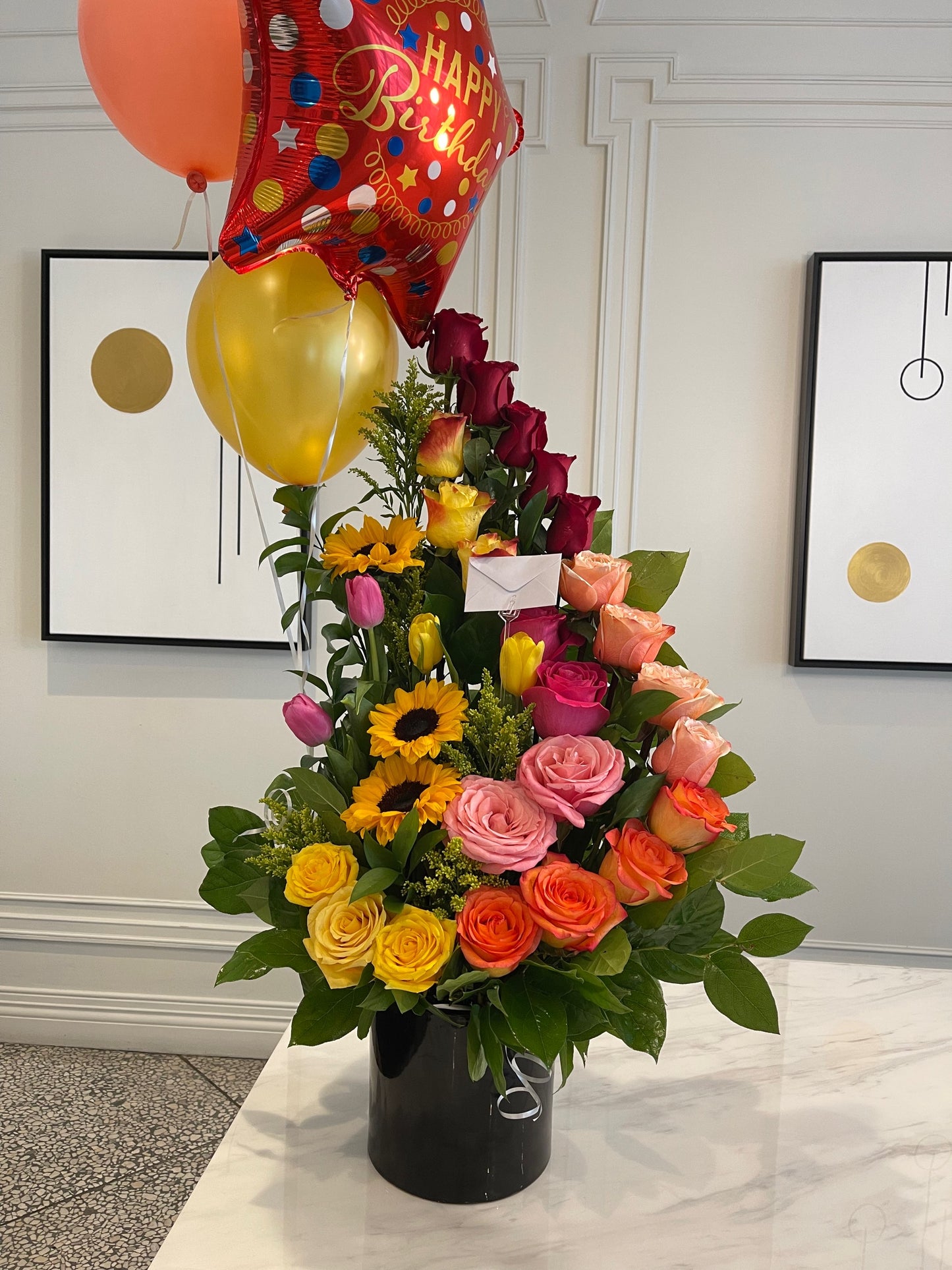 Half Moon Style Premium Roses Arrangement image 0