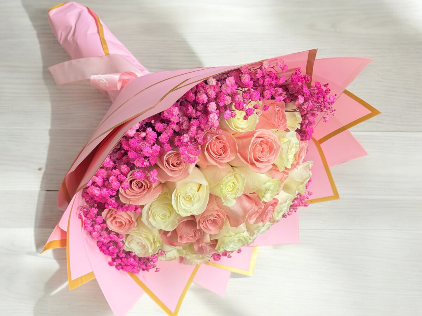 37 Beautiful Premium Pink and White Roses image 0