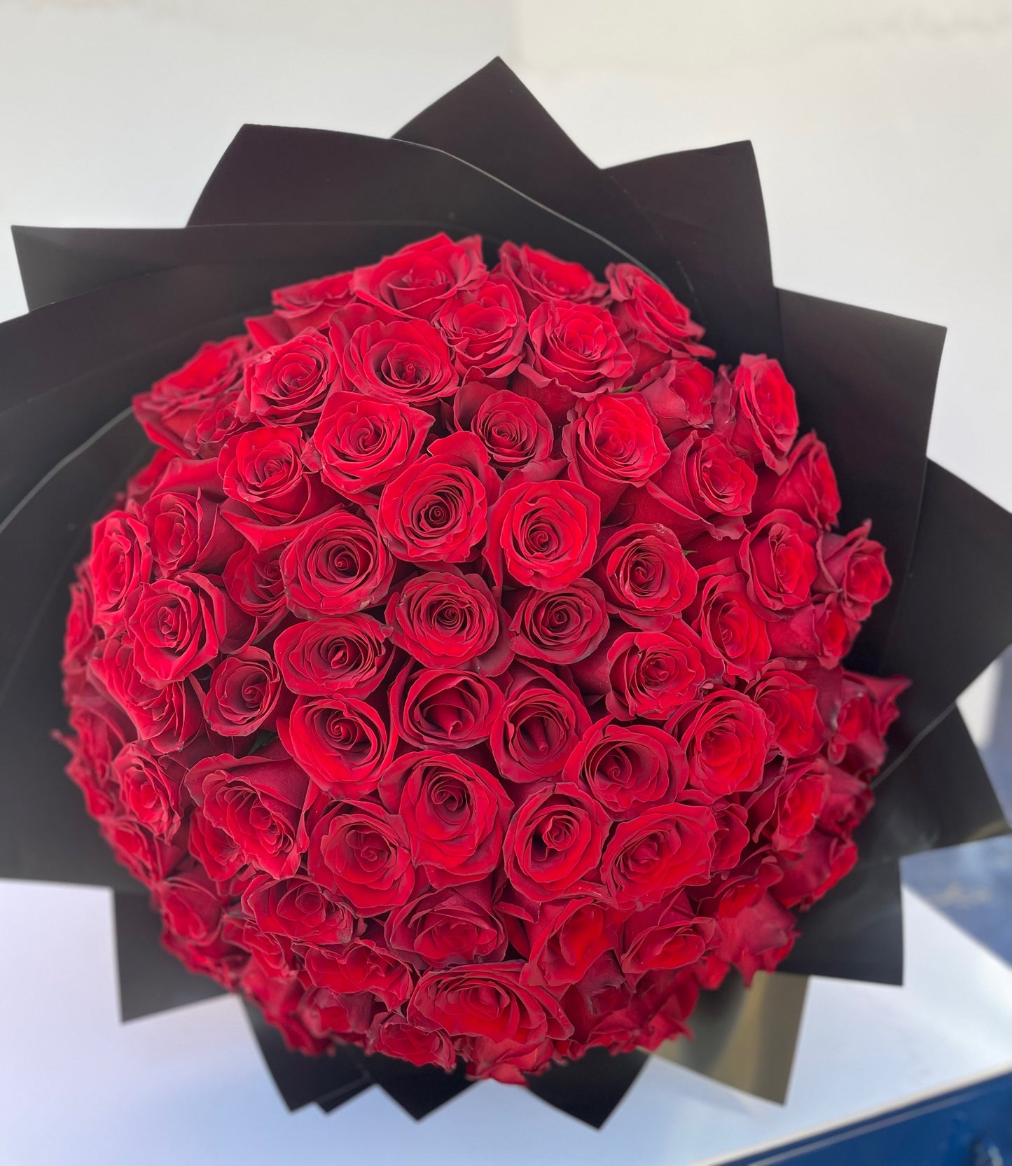 100 Premium Red Roses Bouquet Buchon image 0