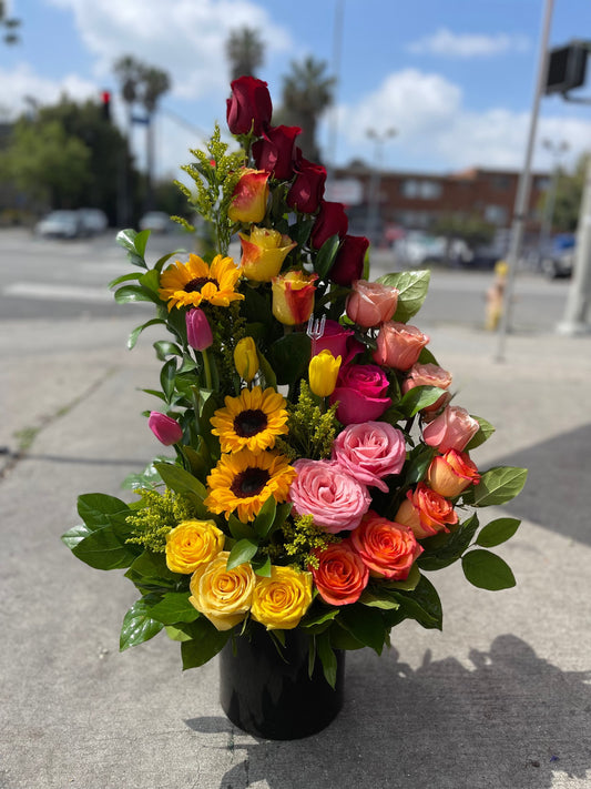 Half Moon Style Premium Roses Arrangement image 1