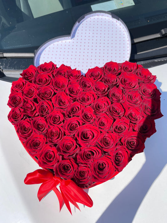 Heart Box 50 Premium Roses image 1