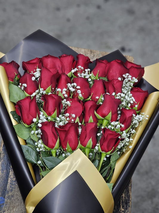 25 Premium Roses deep Red wrapped in special paper image 1