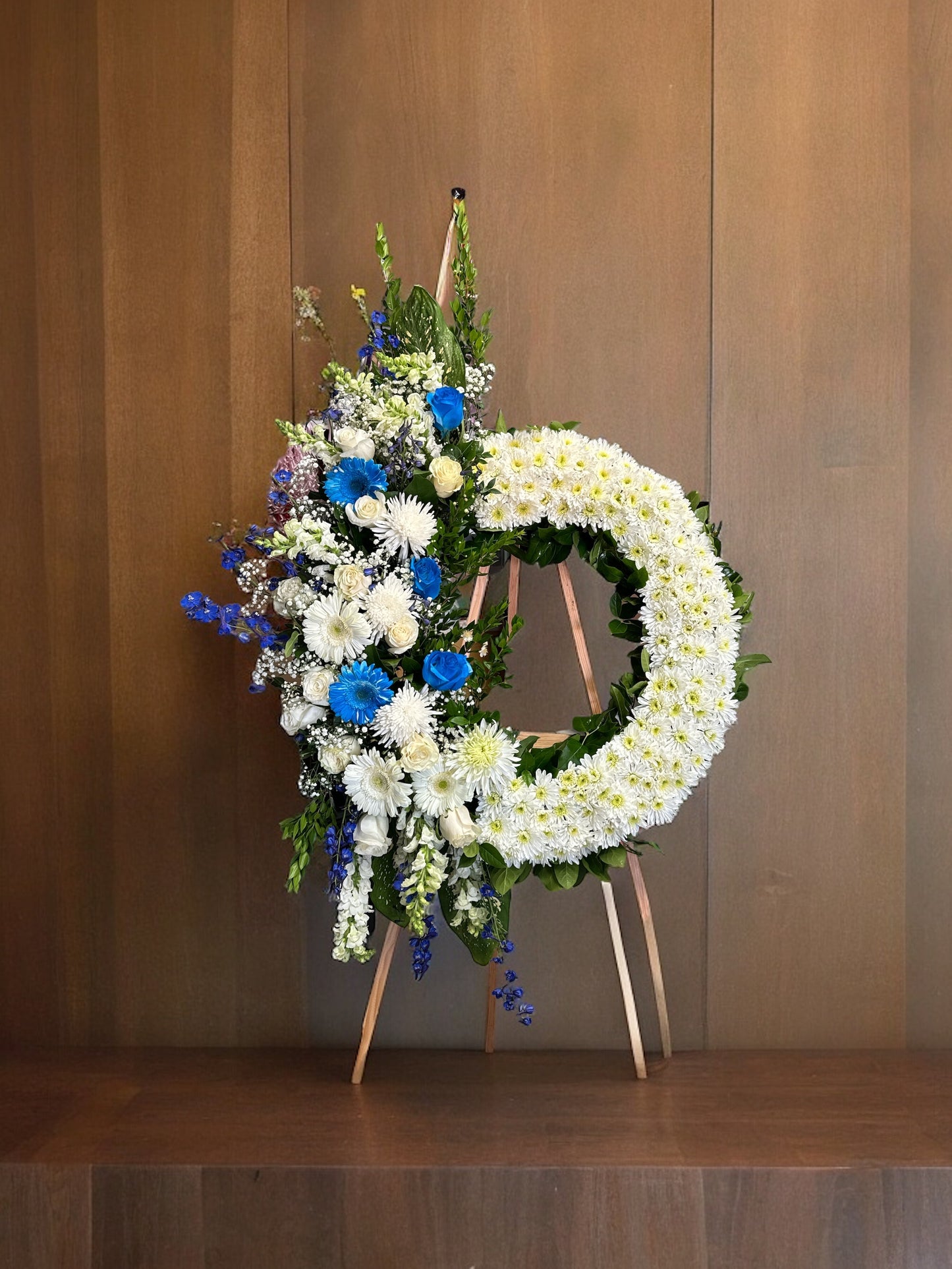 Beautiful Large Wreath for Funeral image 0