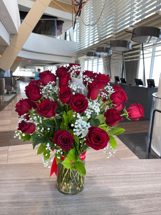 36 Beautiful Red Roses premium in A Heavy duty Glass Vase  image 0