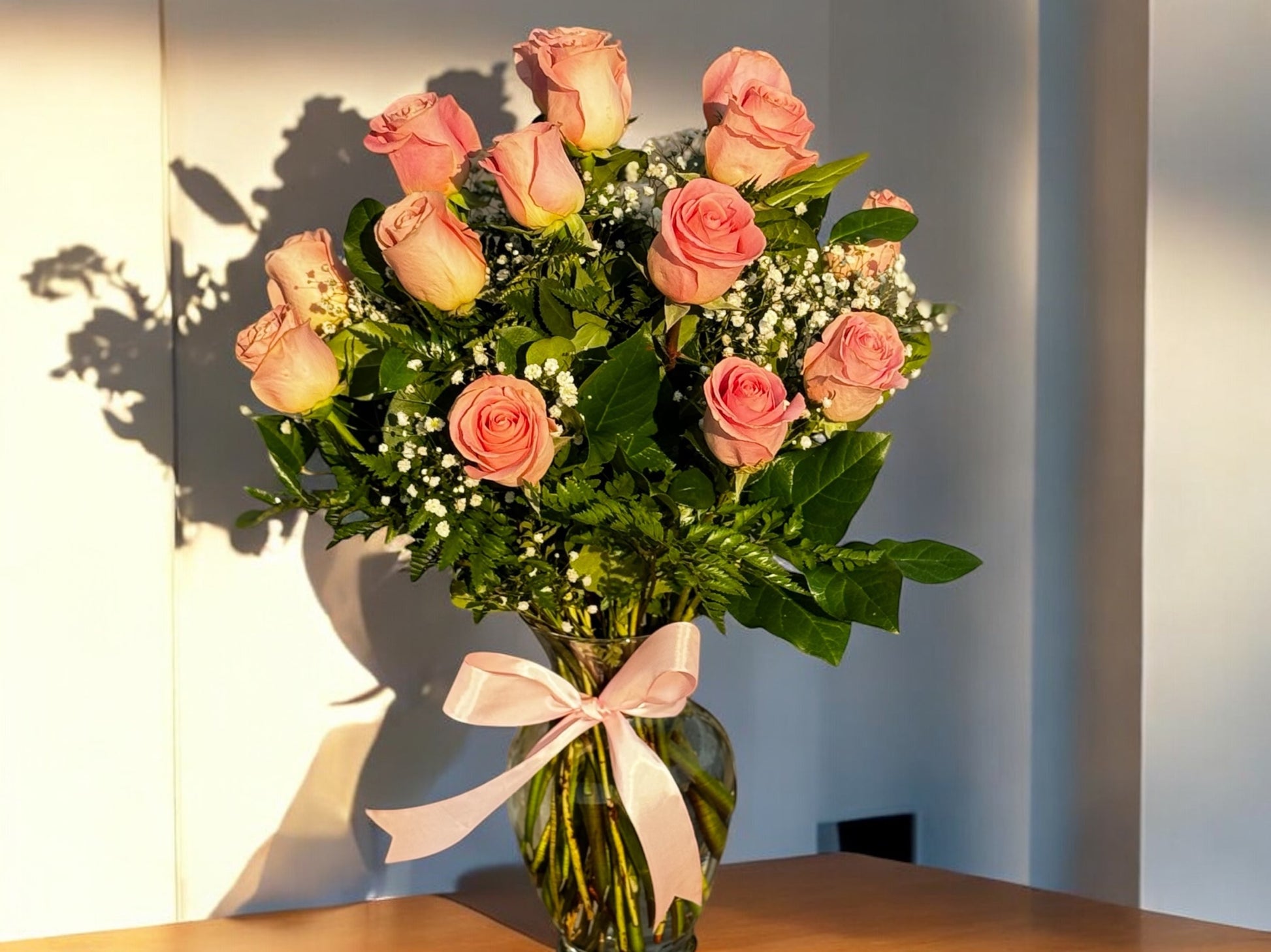 (doz) Premium Pink Roses in vase  image 0