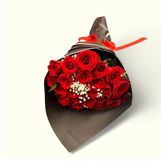 25 Beautiful Red Roses Premium image 0