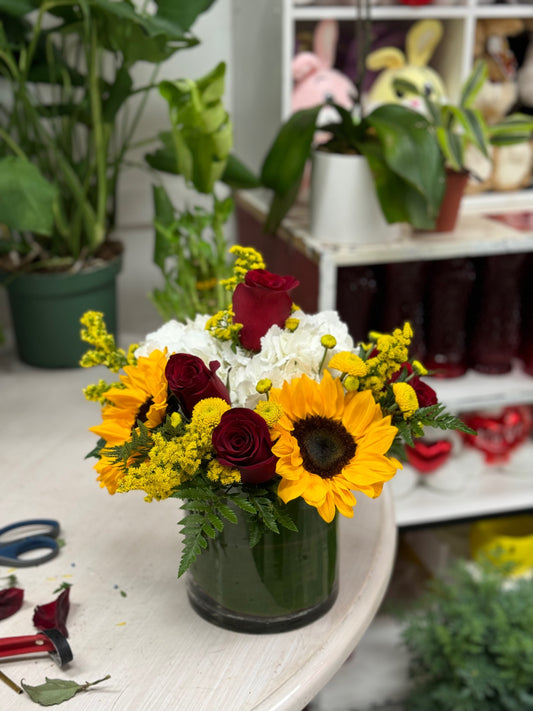 Sunflower and Burgandy roses USC COLORS  image 1